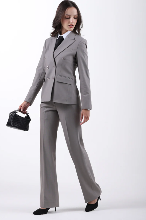Elegant Grey Double-Breasted Women’s Formal Suit Set